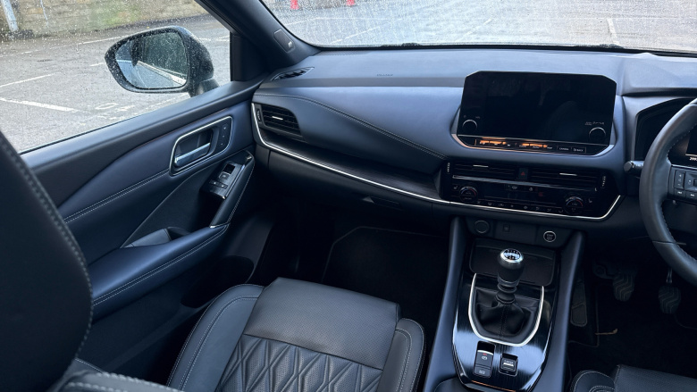 Nissan Qashqai 1.3 DiG-T MH 158 Tekna+ 5dr Petrol Hatchback